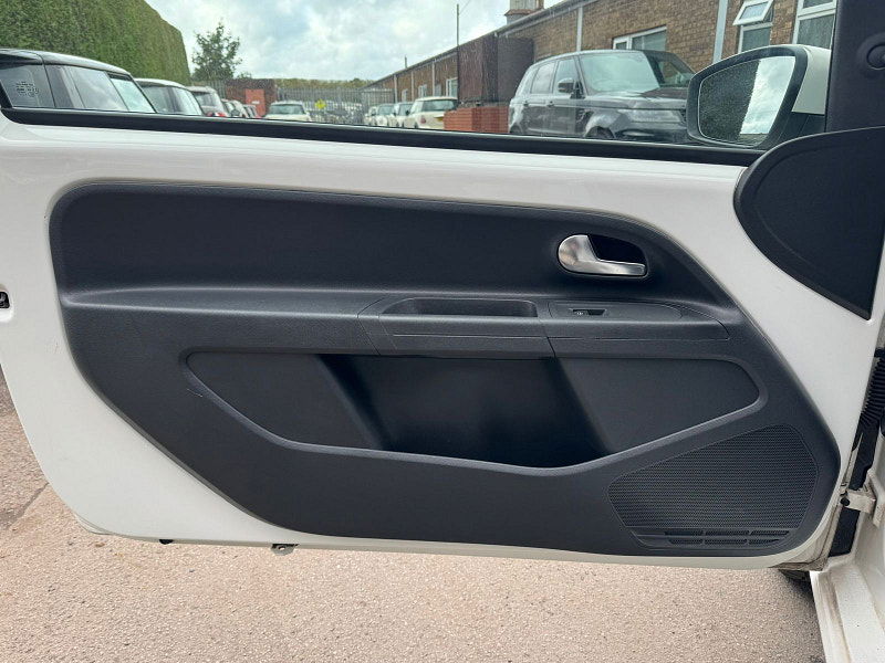 Volkswagen up! 1.0L Move Up Hatchback 3dr Petrol Manual Euro 5 (59 bhp) 3dr Manual 2025