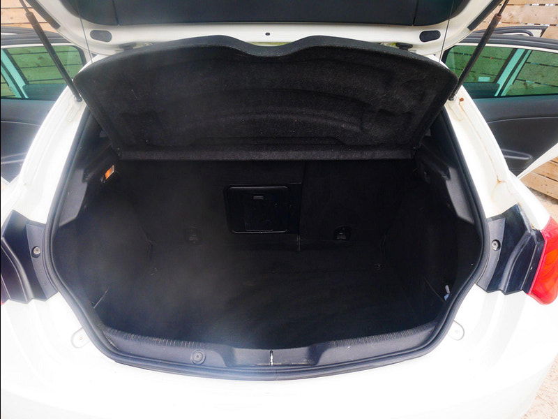 Alfa Romeo Giulietta 2.0 JTDM-2 QV Line Euro 5 (s/s) 5dr 5dr Manual 2025