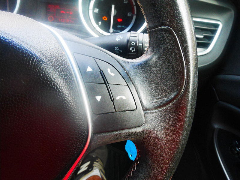 Alfa Romeo Giulietta 2.0 JTDM-2 QV Line Euro 5 (s/s) 5dr 5dr Manual 2025