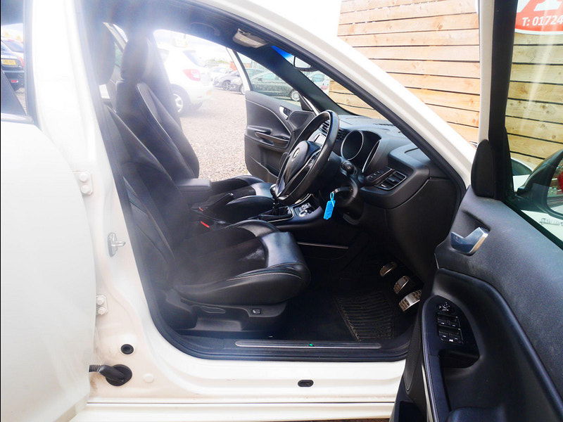 Alfa Romeo Giulietta 2.0 JTDM-2 QV Line Euro 5 (s/s) 5dr 5dr Manual 2025