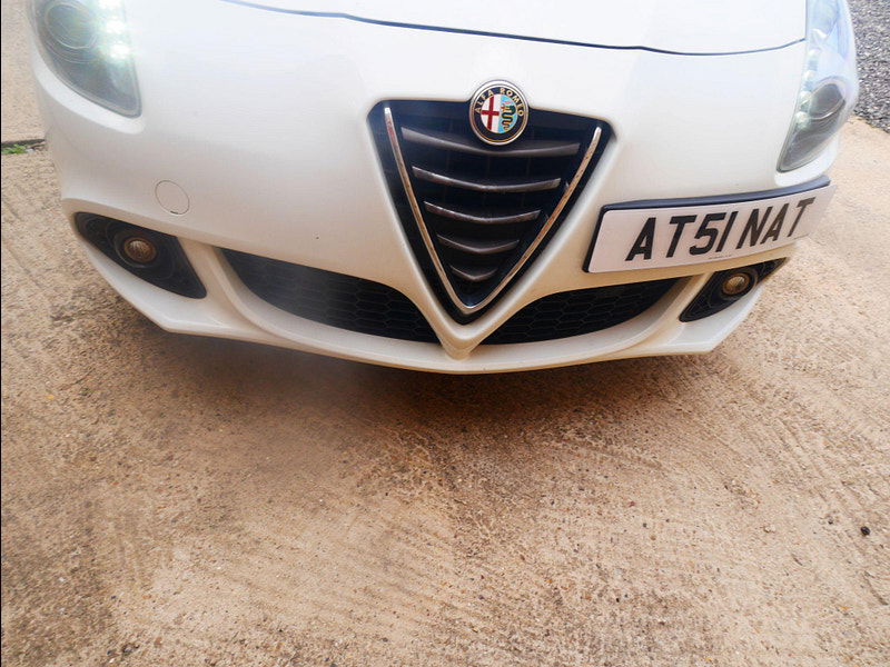 Alfa Romeo Giulietta 2.0 JTDM-2 QV Line Euro 5 (s/s) 5dr 5dr Manual 2025