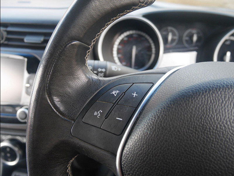 Alfa Romeo Giulietta 2.0 JTDM-2 QV Line Hatchback 5dr Diesel Manual Euro 5 (s/s) (150 bhp) 5dr Manual 2026