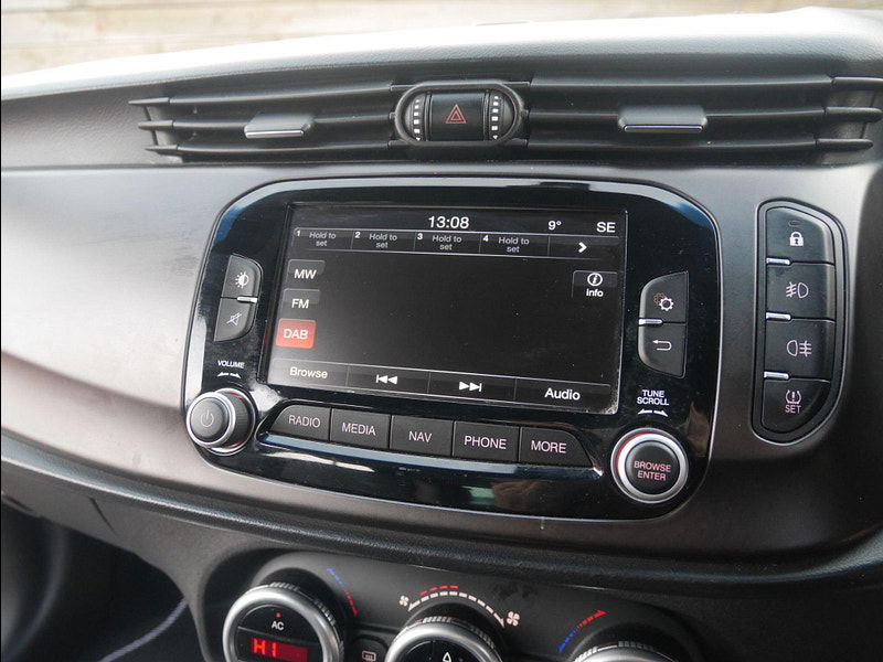 Alfa Romeo Giulietta 2.0 JTDM-2 QV Line Hatchback 5dr Diesel Manual Euro 5 (s/s) (150 bhp) 5dr Manual 2026