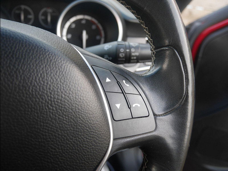 Alfa Romeo Giulietta 2.0 JTDM-2 QV Line Hatchback 5dr Diesel Manual Euro 5 (s/s) (150 bhp) 5dr Manual 2026