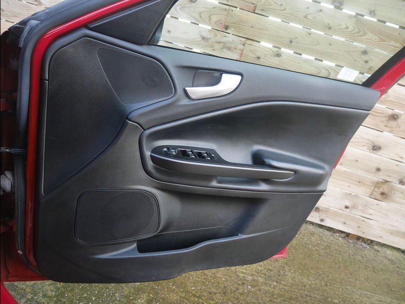 Alfa Romeo Giulietta 2.0 JTDM-2 QV Line Hatchback 5dr Diesel Manual Euro 5 (s/s) (150 bhp) 5dr Manual 2026