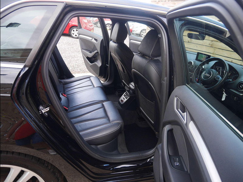 Audi A3 1.4 TFSI S line Sportback Euro 6 (s/s) 5dr (Nav) 5dr Manual 2025