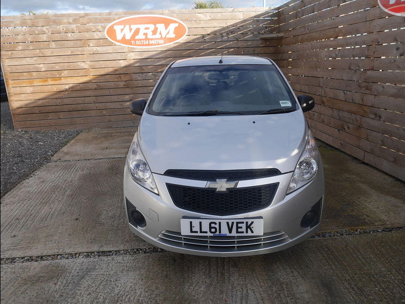 Chevrolet Spark 1.0i + Hatchback 5dr Petrol Manual Euro 5 (No a/c) (68 ps) 5dr Manual 2025