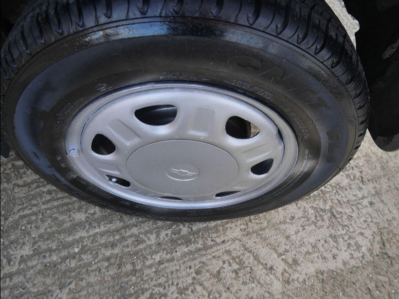 Chevrolet Spark 1.0i + Hatchback 5dr Petrol Manual Euro 5 (No a/c) (68 ps) 5dr Manual 2025