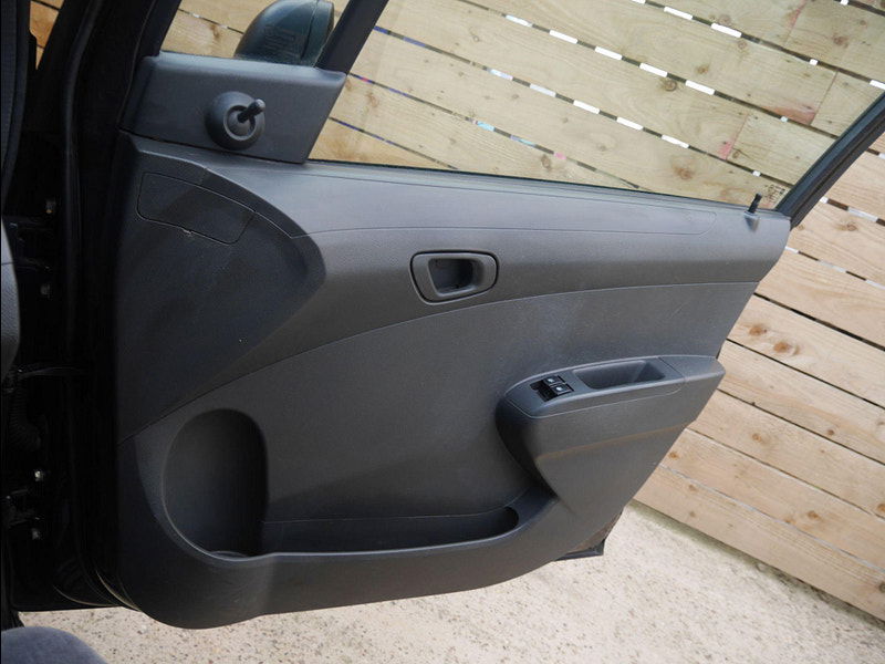 Chevrolet Spark 1.0i LS Euro 5 5dr (Non a/c) 5dr Manual 2025