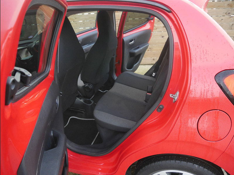 Citroen C1 1.0 VTi Flair Hatchback 5dr Petrol Manual Euro 5 (68 ps) 5dr Manual 2026