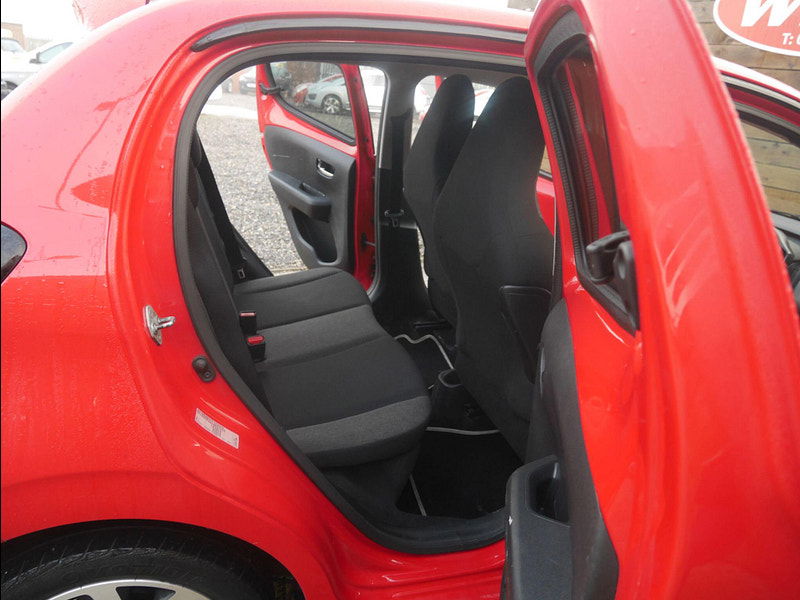 Citroen C1 1.0 VTi Flair Hatchback 5dr Petrol Manual Euro 5 (68 ps) 5dr Manual 2026