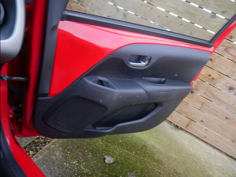 Citroen C1 1.0 VTi Flair Hatchback 5dr Petrol Manual Euro 5 (68 ps) 5dr Manual 2026