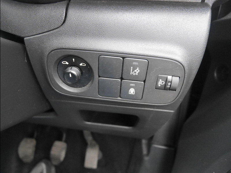 Citroen C3 1.2 PureTech Flair Hatchback 5dr Petrol Manual Euro 6 (82 ps) 5dr Manual 2026