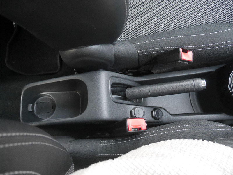 Citroen C3 1.2 VTi Selection Hatchback 5dr Petrol Manual Euro 5 (82 ps) 5dr Manual 2026