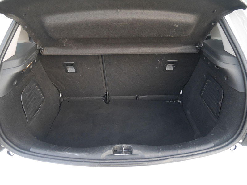 Citroen C3 1.2 VTi Selection Hatchback 5dr Petrol Manual Euro 5 (82 ps) 5dr Manual 2026