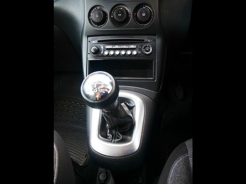 Citroen C3 Picasso 1.2 PureTech Edition MPV 5dr Petrol Manual Euro 6 (110 ps) 5dr Manual 2025