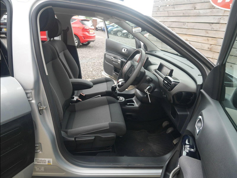 Citroen C4 Cactus 1.2 PureTech Flair Hatchback 5dr Petrol Manual Euro 6 (Euro 6) (82 ps) 5dr Manual 2026