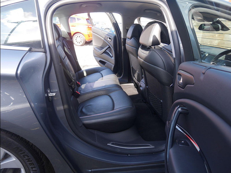 Citroen C5 2.0 HDi Exclusive Saloon 4dr Diesel Auto Euro 5 (160 ps) 4dr Automatic 2026