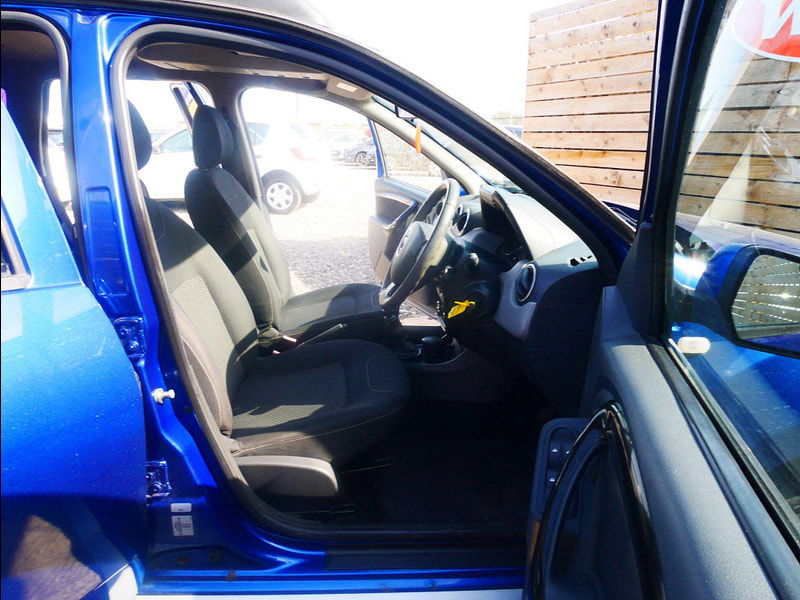 Dacia Duster 1.5 dCi Laureate Euro 5 5dr 5dr Manual 2025