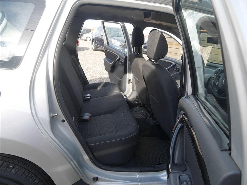 Dacia Duster 1.5 dCi Laureate SUV 5dr Diesel Manual 4WD Euro 5 (110 ps) 5dr Manual 2026