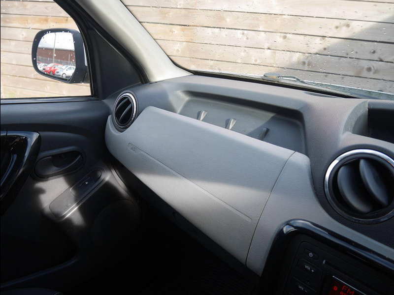 Dacia Duster 1.5 dCi Laureate SUV 5dr Diesel Manual 4WD Euro 5 (110 ps) 5dr Manual 2026