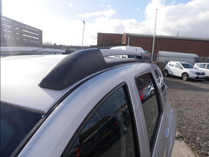 Dacia Duster 1.5 dCi Laureate SUV 5dr Diesel Manual 4WD Euro 5 (110 ps) 5dr Manual 2026