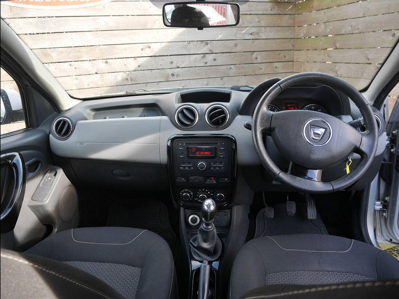 Dacia Duster 1.5 dCi Laureate SUV 5dr Diesel Manual 4WD Euro 5 (110 ps) 5dr Manual 2026