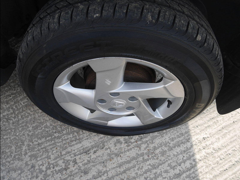 Dacia Duster 1.5 dCi Laureate SUV 5dr Diesel Manual 4WD Euro 5 (110 ps) 5dr Manual 2026