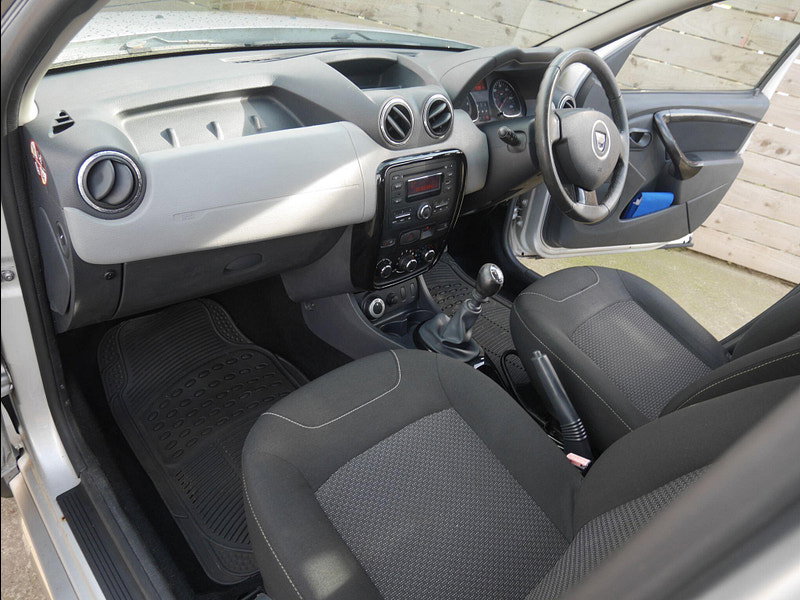 Dacia Duster 1.5 dCi Laureate SUV 5dr Diesel Manual 4WD Euro 5 (110 ps) 5dr Manual 2026