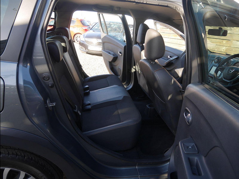 Dacia Logan MCV Stepway 1.5 dCi SE Summit Estate 5dr Diesel Manual Euro 6 (s/s) (90 ps) 5dr Manual 2026