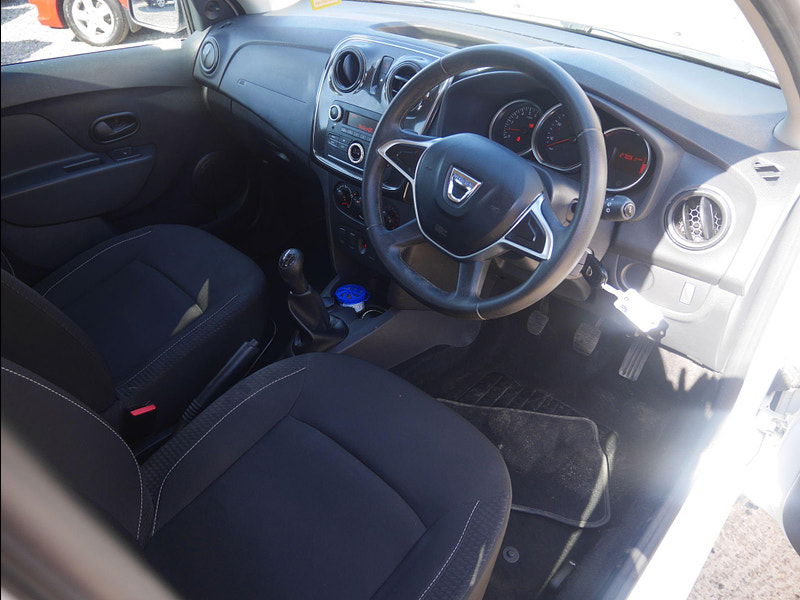 Dacia Sandero 1.0 SCe Ambiance Euro 6 5dr 5dr Manual 2025