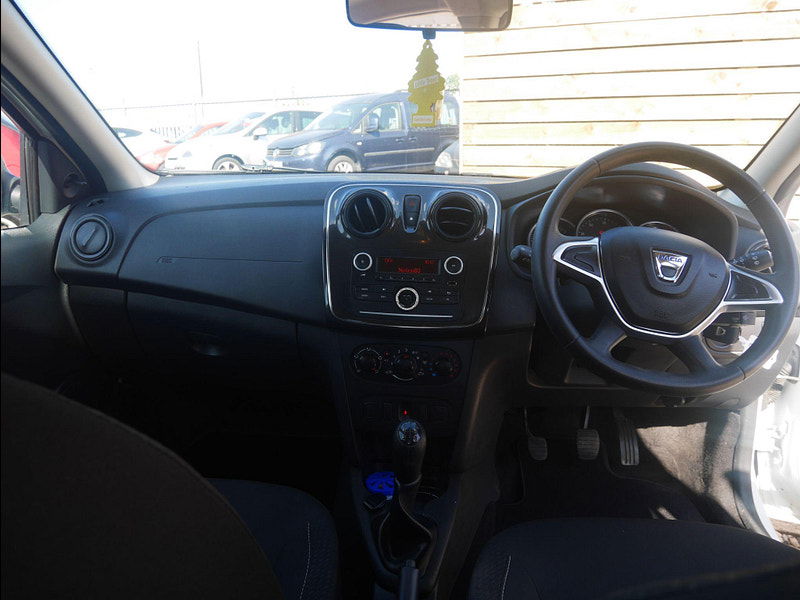 Dacia Sandero 1.0 SCe Ambiance Euro 6 5dr 5dr Manual 2025
