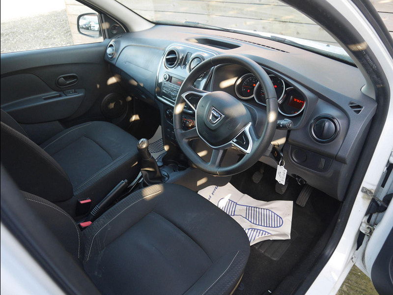 Dacia Sandero 1.0 SCe Ambiance Hatchback 5dr Petrol Manual Euro 6 (75 ps) 5dr Manual 2025