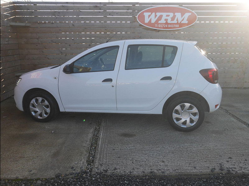 Dacia Sandero 1.0 SCe Ambiance Hatchback 5dr Petrol Manual Euro 6 (75 ps) 5dr Manual 2025