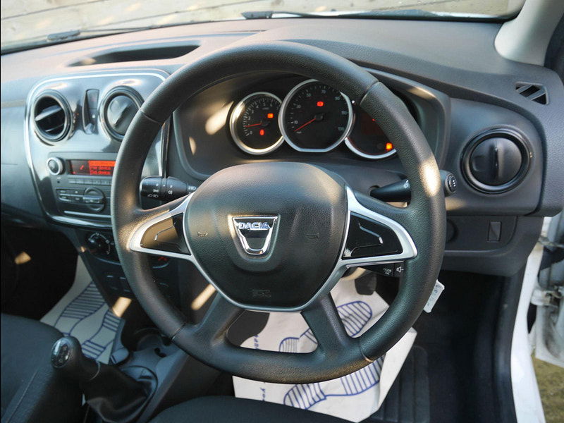 Dacia Sandero 1.0 SCe Ambiance Hatchback 5dr Petrol Manual Euro 6 (75 ps) 5dr Manual 2025