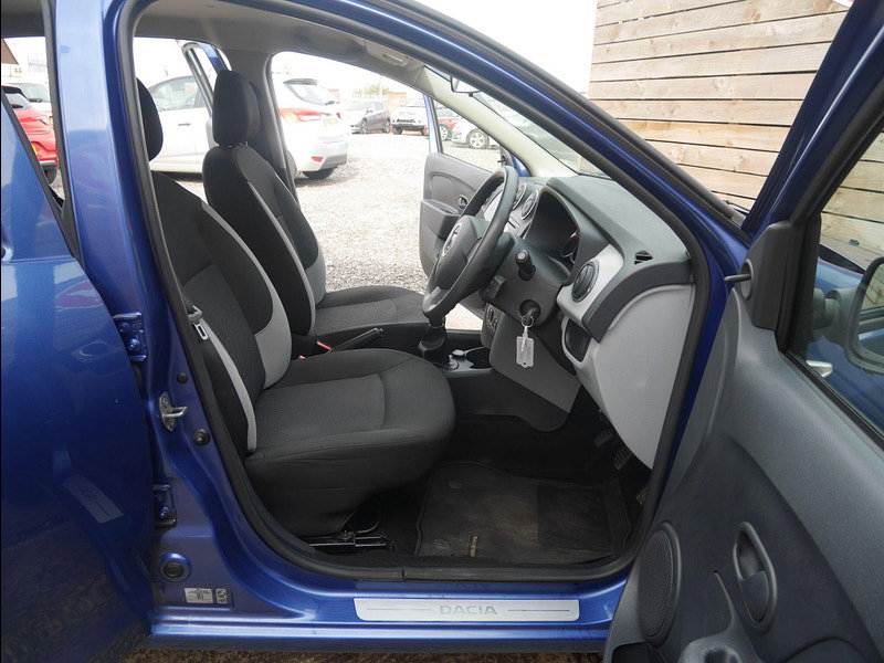 Dacia Sandero 1.2 Ambiance Hatchback 5dr Petrol Manual Euro 5 (75 ps) 5dr Manual 2026