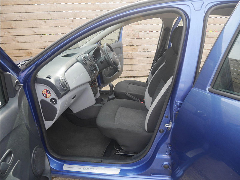 Dacia Sandero 1.2 Ambiance Hatchback 5dr Petrol Manual Euro 5 (75 ps) 5dr Manual 2026