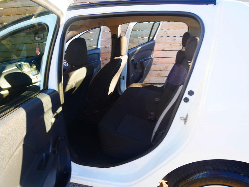 Dacia Sandero 1.2 Ambiance Hatchback 5dr Petrol Manual Euro 6 (75 ps) 5dr Manual 2025