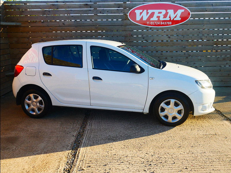 Dacia Sandero 1.2 Ambiance Hatchback 5dr Petrol Manual Euro 6 (75 ps) 5dr Manual 2025