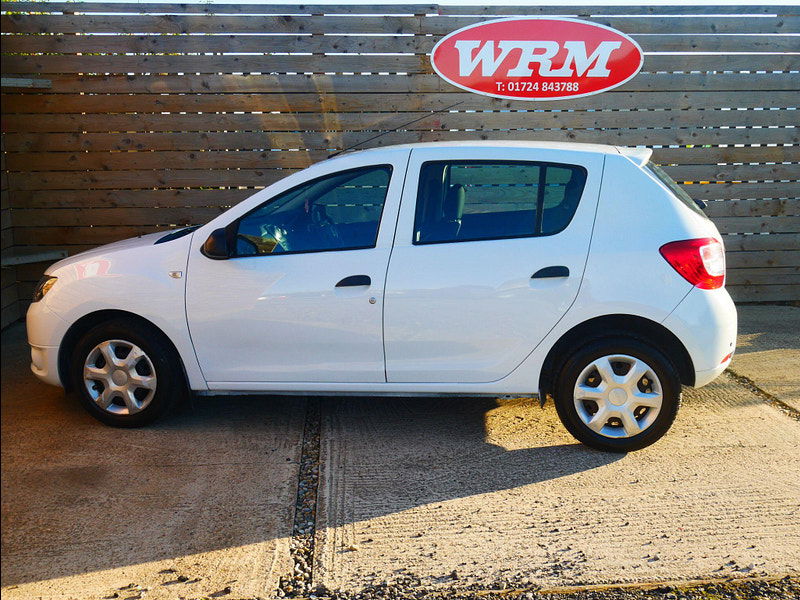 Dacia Sandero 1.2 Ambiance Hatchback 5dr Petrol Manual Euro 6 (75 ps) 5dr Manual 2025