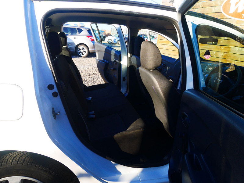 Dacia Sandero 1.2 Ambiance Hatchback 5dr Petrol Manual Euro 6 (75 ps) 5dr Manual 2025