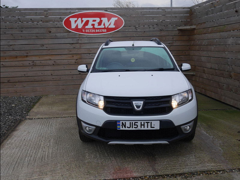 Dacia Sandero Stepway 0.9 TCe Ambiance Hatchback 5dr Petrol Manual Euro 5 (90 ps) 5dr Manual 2025