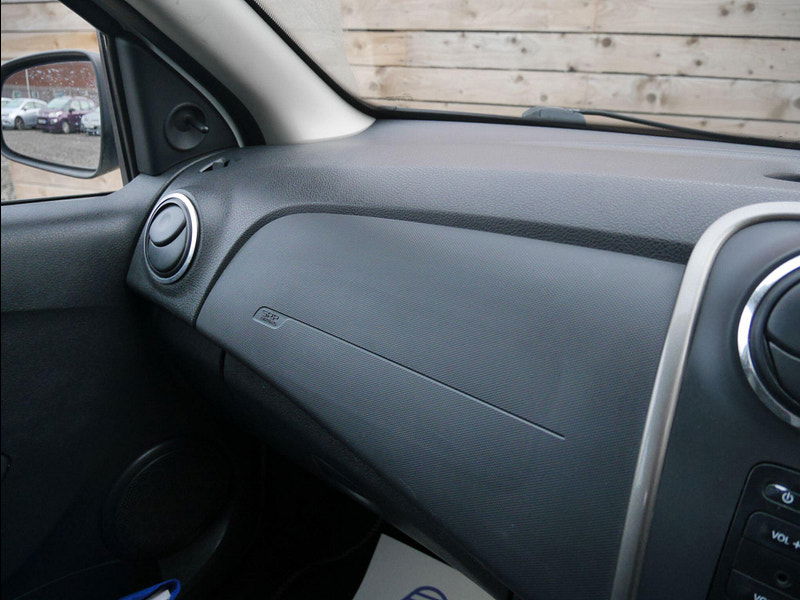 Dacia Sandero Stepway 0.9 TCe Ambiance Hatchback 5dr Petrol Manual Euro 5 (90 ps) 5dr Manual 2025