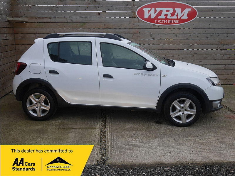 Dacia Sandero Stepway 0.9 TCe Ambiance Hatchback 5dr Petrol Manual Euro 5 (90 ps) 5dr Manual 2025