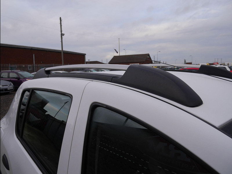 Dacia Sandero Stepway 0.9 TCe Ambiance Hatchback 5dr Petrol Manual Euro 5 (90 ps) 5dr Manual 2025