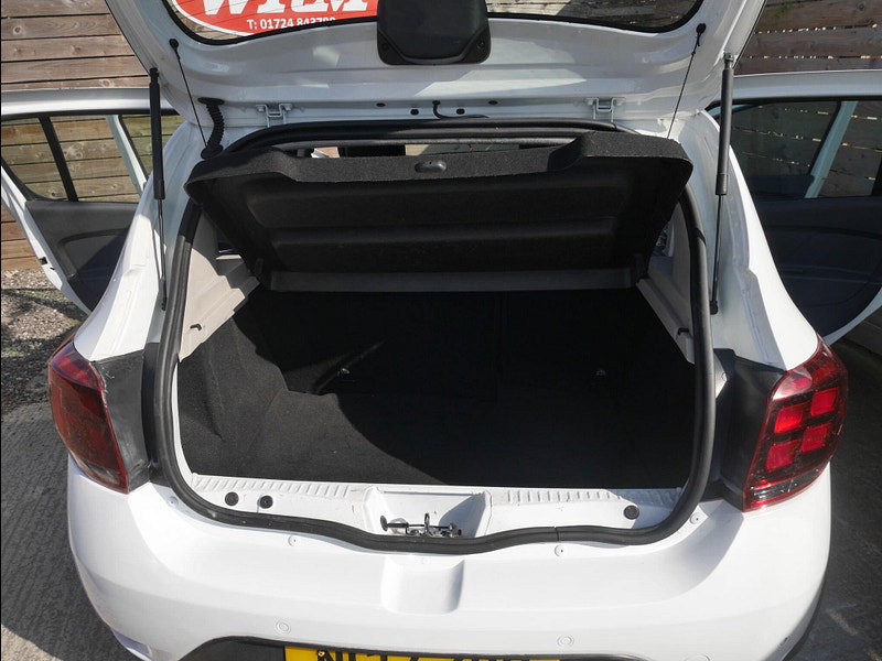 Dacia Sandero Stepway 0.9 TCe Laureate Hatchback 5dr Petrol Manual Euro 6 (s/s) (90 ps) 5dr Manual 2026