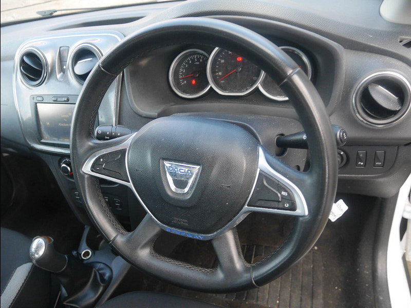 Dacia Sandero Stepway 0.9 TCe Laureate Hatchback 5dr Petrol Manual Euro 6 (s/s) (90 ps) 5dr Manual 2026