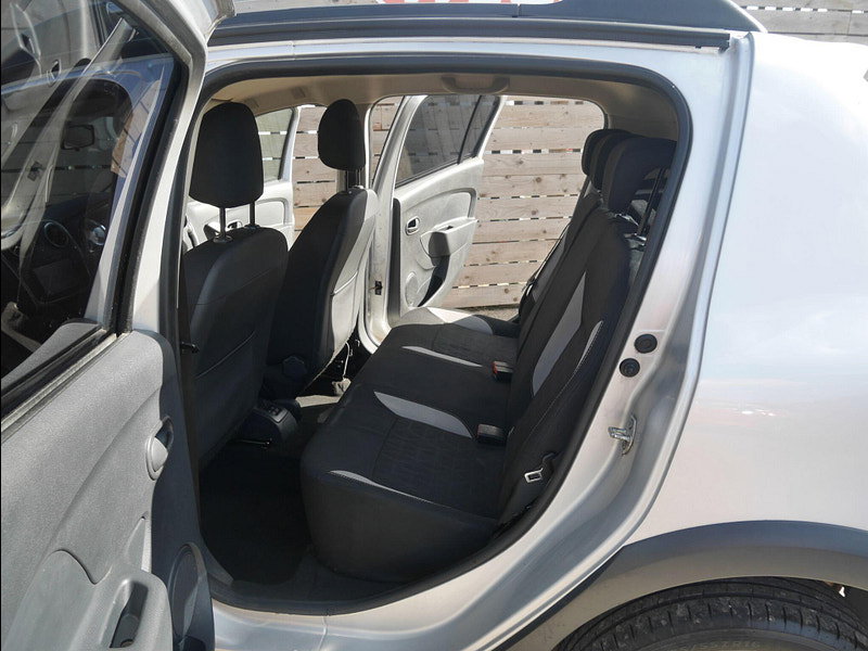 Dacia Sandero Stepway 1.5 dCi Laureate Hatchback 5dr Diesel Manual Euro 6 (s/s) (90 ps) 5dr Manual 2026