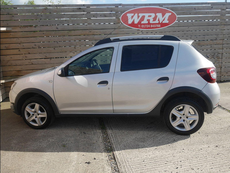 Dacia Sandero Stepway 1.5 dCi Laureate Hatchback 5dr Diesel Manual Euro 6 (s/s) (90 ps) 5dr Manual 2026
