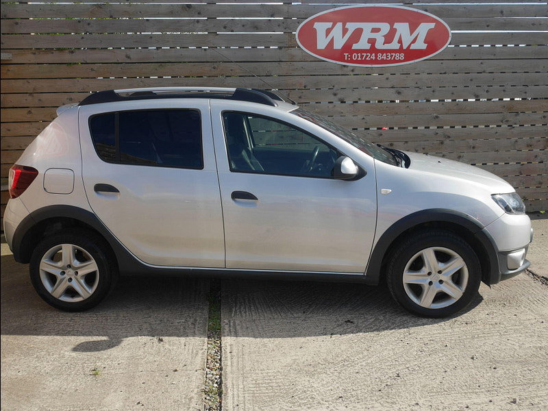 Dacia Sandero Stepway 1.5 dCi Laureate Hatchback 5dr Diesel Manual Euro 6 (s/s) (90 ps) 5dr Manual 2026